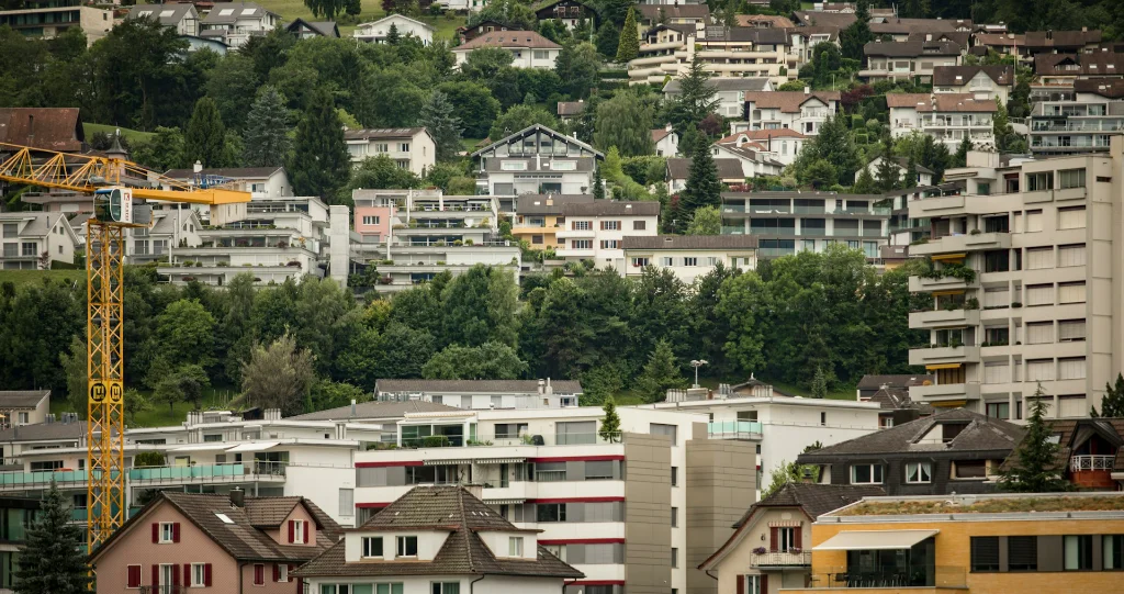 Podnikáte cez Gewerbe? V roku 2026 môžete zarobiť až 25 000 € bez DPH! Pozrite sa, ako optimalizovať dane s German Tax